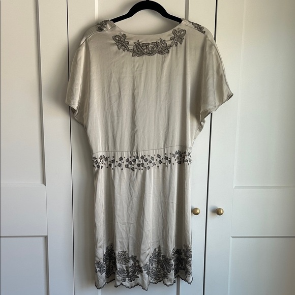 Zara Elegant Silver Embellished Dress | L - Picture 4 of 6